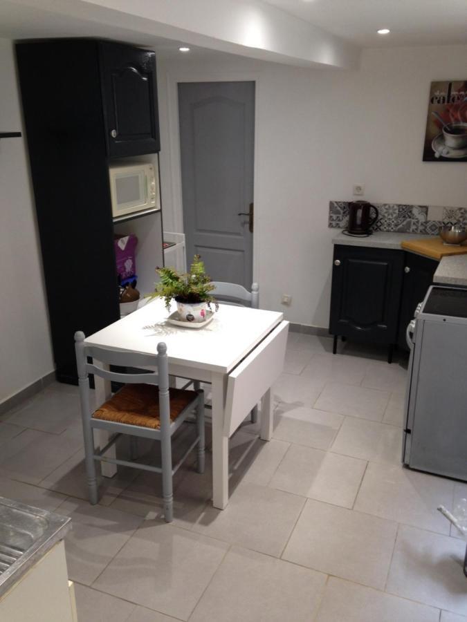 Maison de centre ville 4 à 6 personnes Precigne Exterior foto